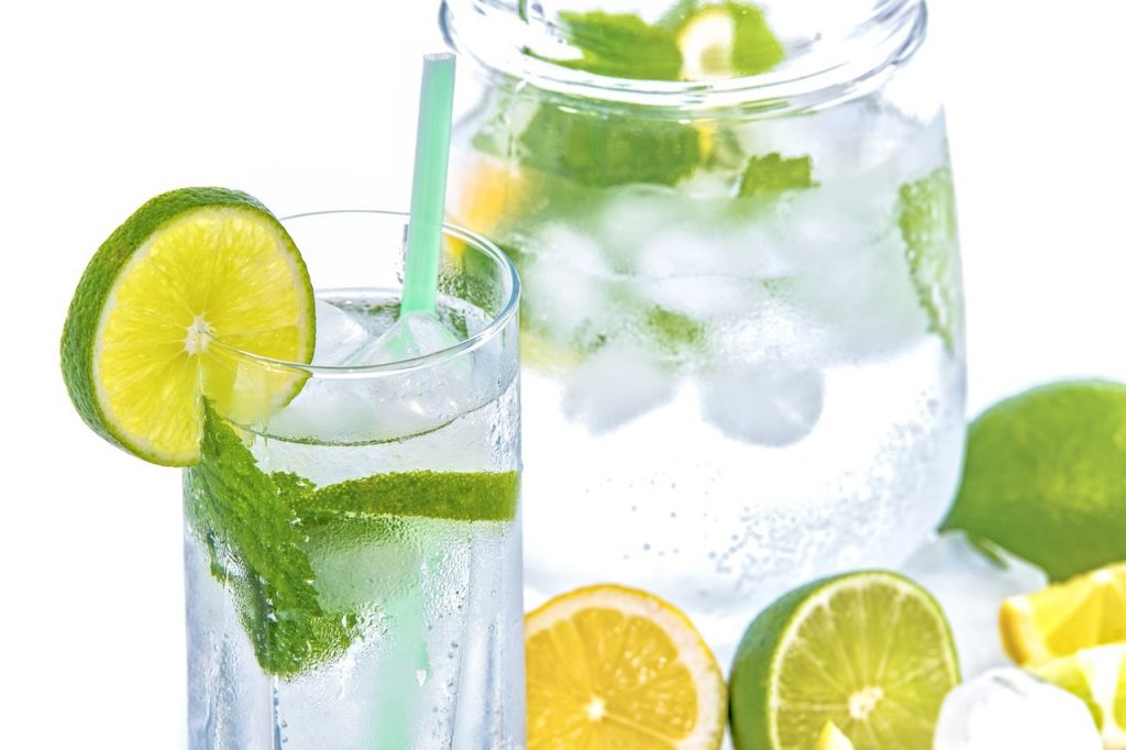 Lemon-Juice-home-remedies-for-kidney-stone